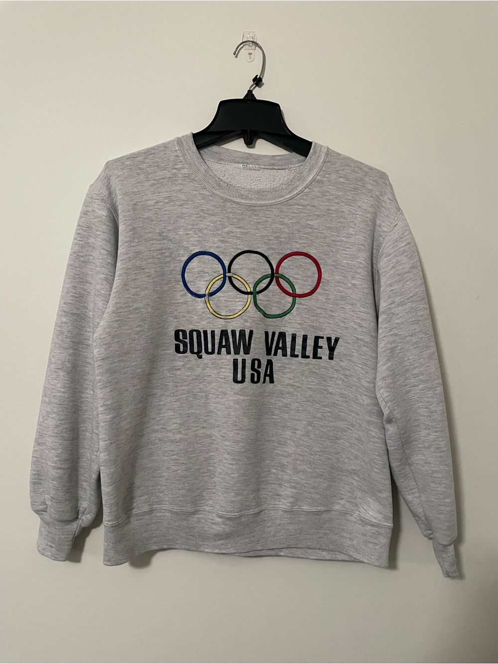 Vintage 80’s Squaw Valley USA Olympic embroidered Grey crewneck Sweatshirt Small